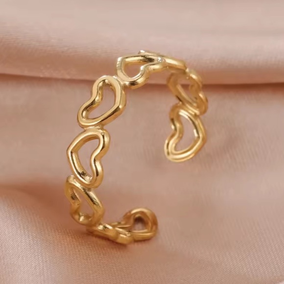 Simple Adjustable Gold Heart Ring (R46) - Picture 3 of 4